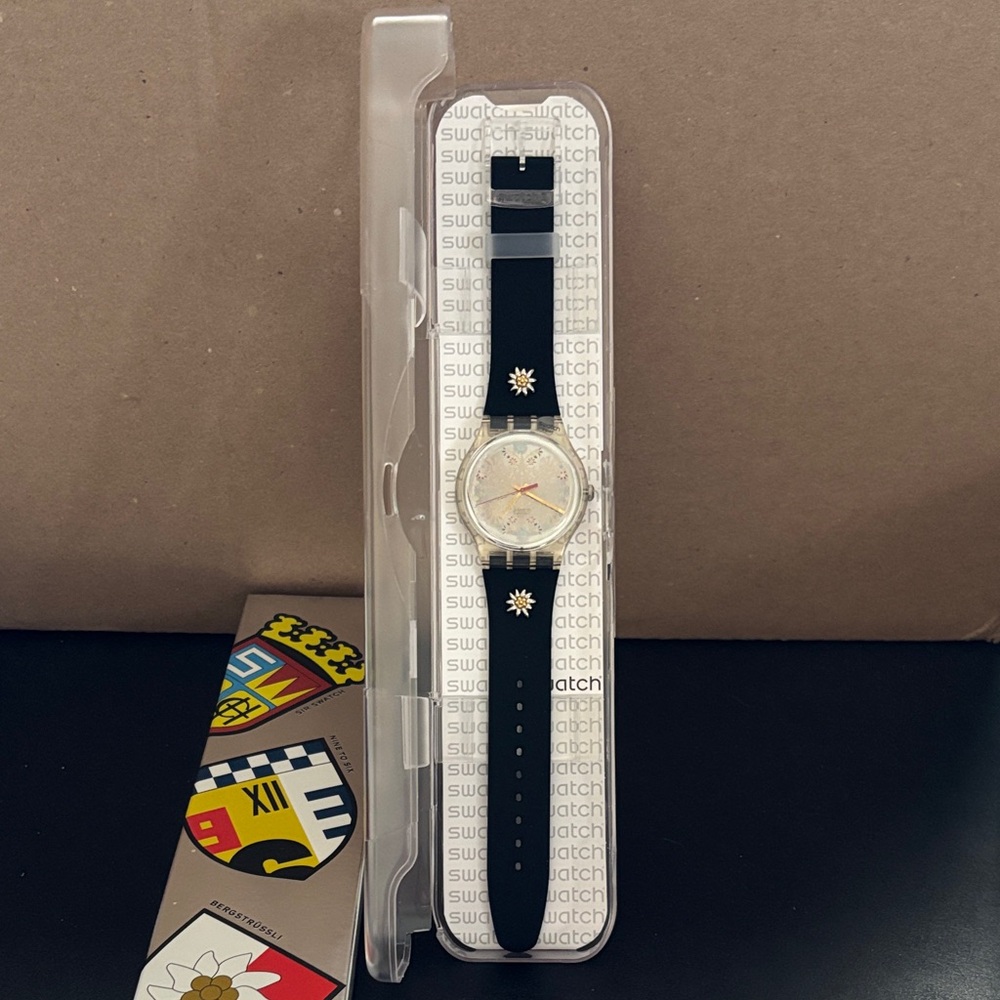 NWT Swatch Watch Bergstrüssli New Gent Black